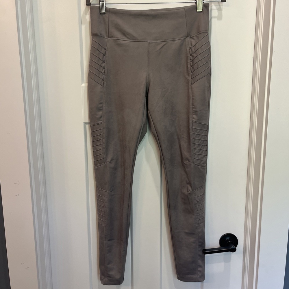 ATHLETA Delancey Moto Tight Leg Pants Size Medium Grey/Taupe Ankle Zip‎ Compress